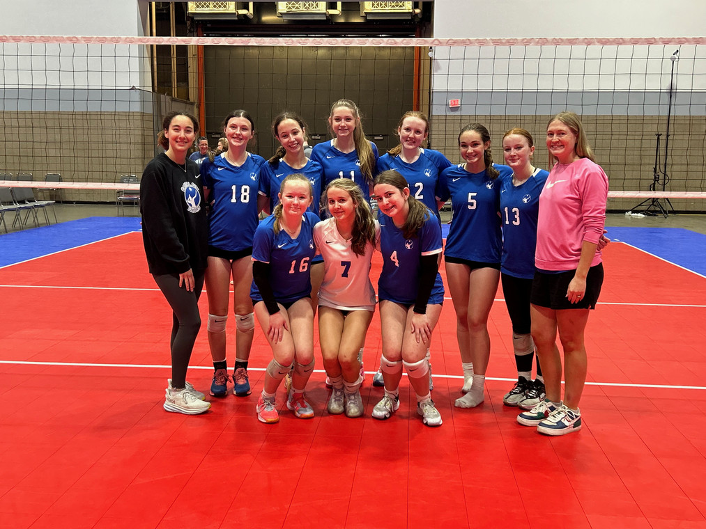 Our 14 National team competed in the 14 American division at the Show Me National Qualifier in Kansas City, Missouri. They fought hard to be the 2024 Show Me Runner-Ups!